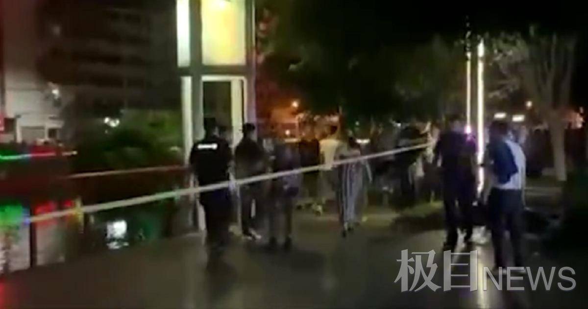 尊龙凯时人生就是博官网四川宜宾河边护栏垮塌2女子坠落1死1伤律师：管理部门应担责(图3)